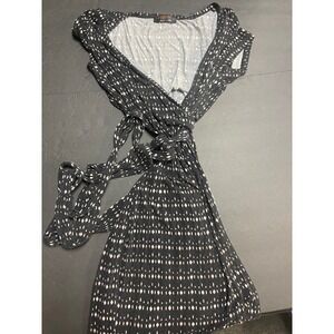 Dress size small‎